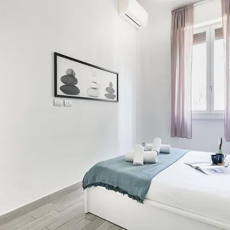 Easylife - - Juvara 12 - Citta Studi * Milaan